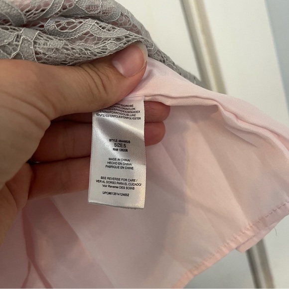 Laura Ashley Light Pink and Gray Lace Dress Girl’s size 5 short sleeve party - Picture 6 of 9